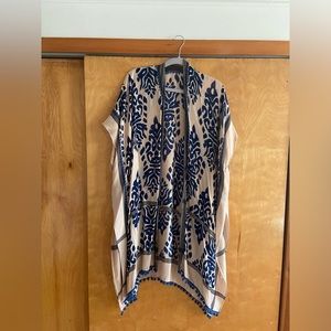 Gorgeous Animal Print Shawl Size M/L/XL